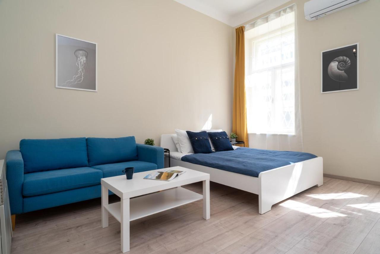 Blue Ribbon Apartment Budapeste Exterior foto