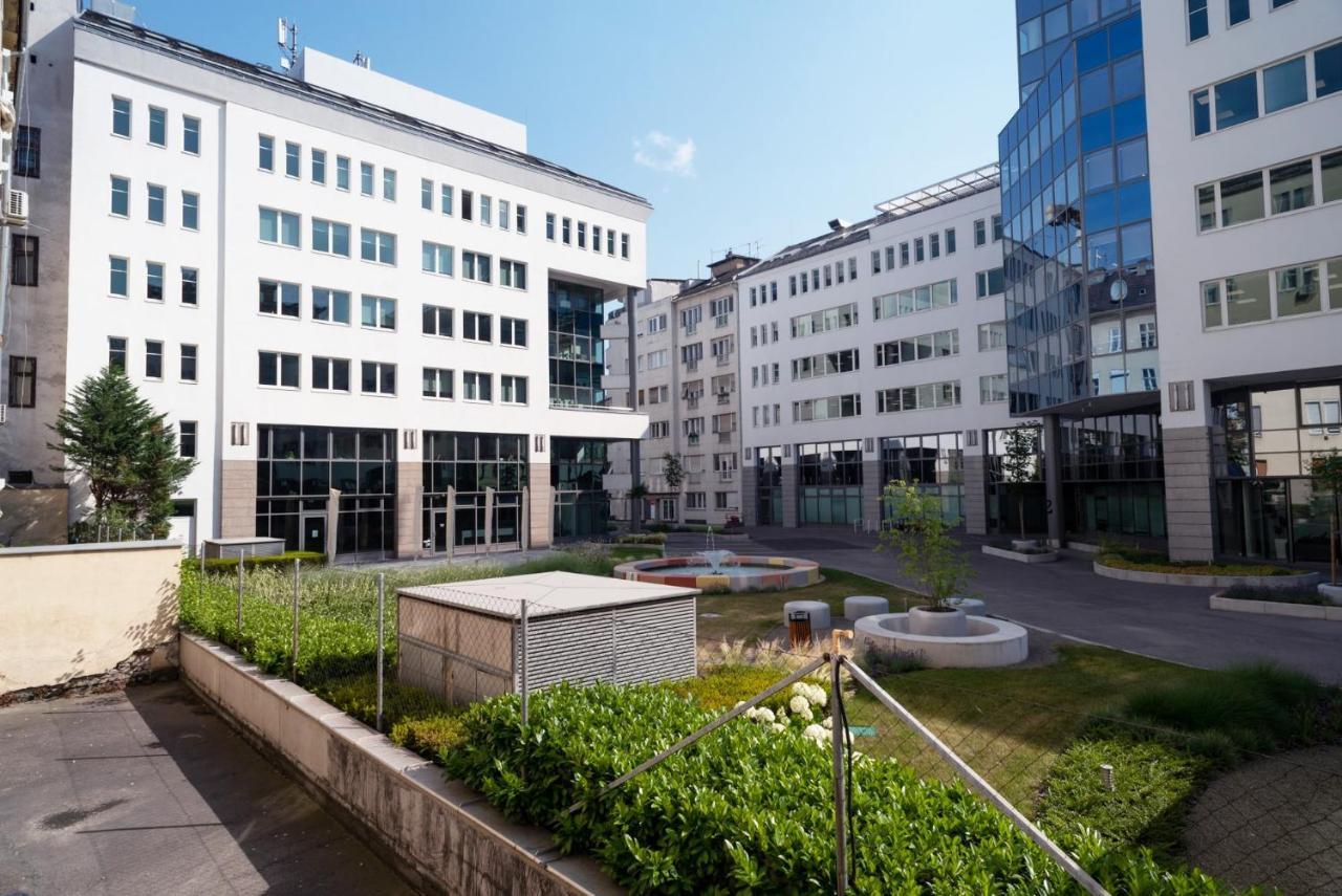 Blue Ribbon Apartment Budapeste Exterior foto